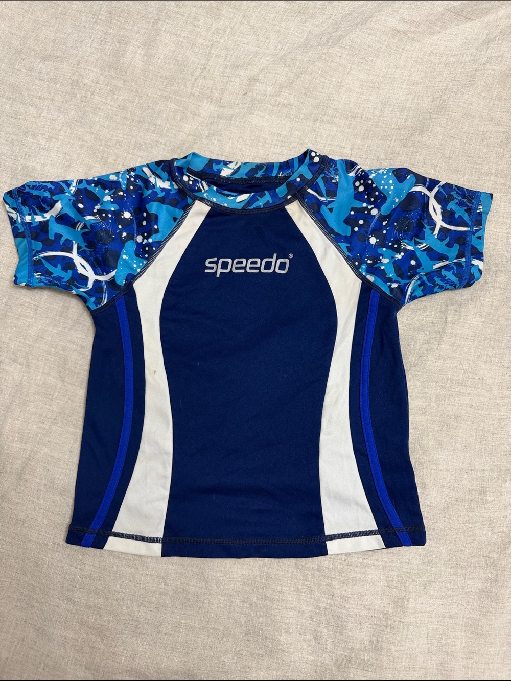 Speedo rashguard size 4-6 YO